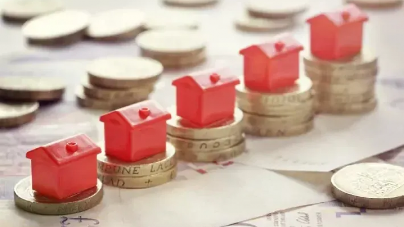 Número de investidores de FIIs bate recorde em 2023 O número de pessoas que aplicam em Fundos de Investimento Imobiliário (FIIs) alcançou a marca de 2,503 milhões em dezembro de 2023, o maior resultado da história.
Para efeitos de comparação, no mesmo